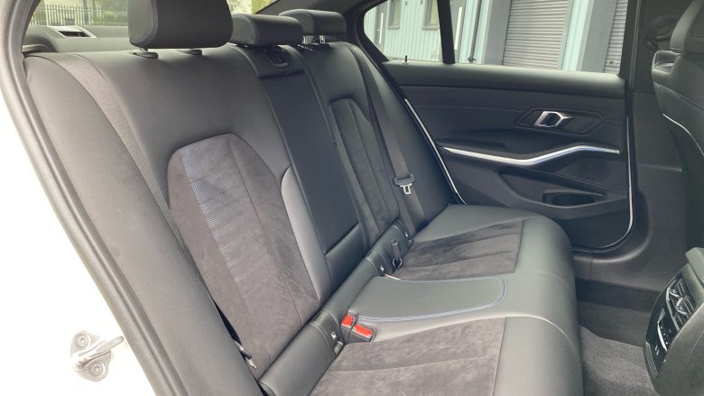 BMW 3 Series 320i M Sport 4dr Step Auto Petrol Saloon